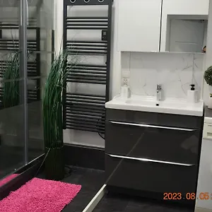  Apartament Near Old Town